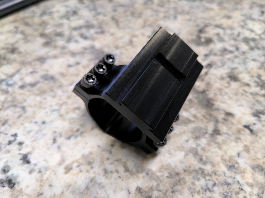 Piggyback MRD mount for 1-8X Trijicon VCOG